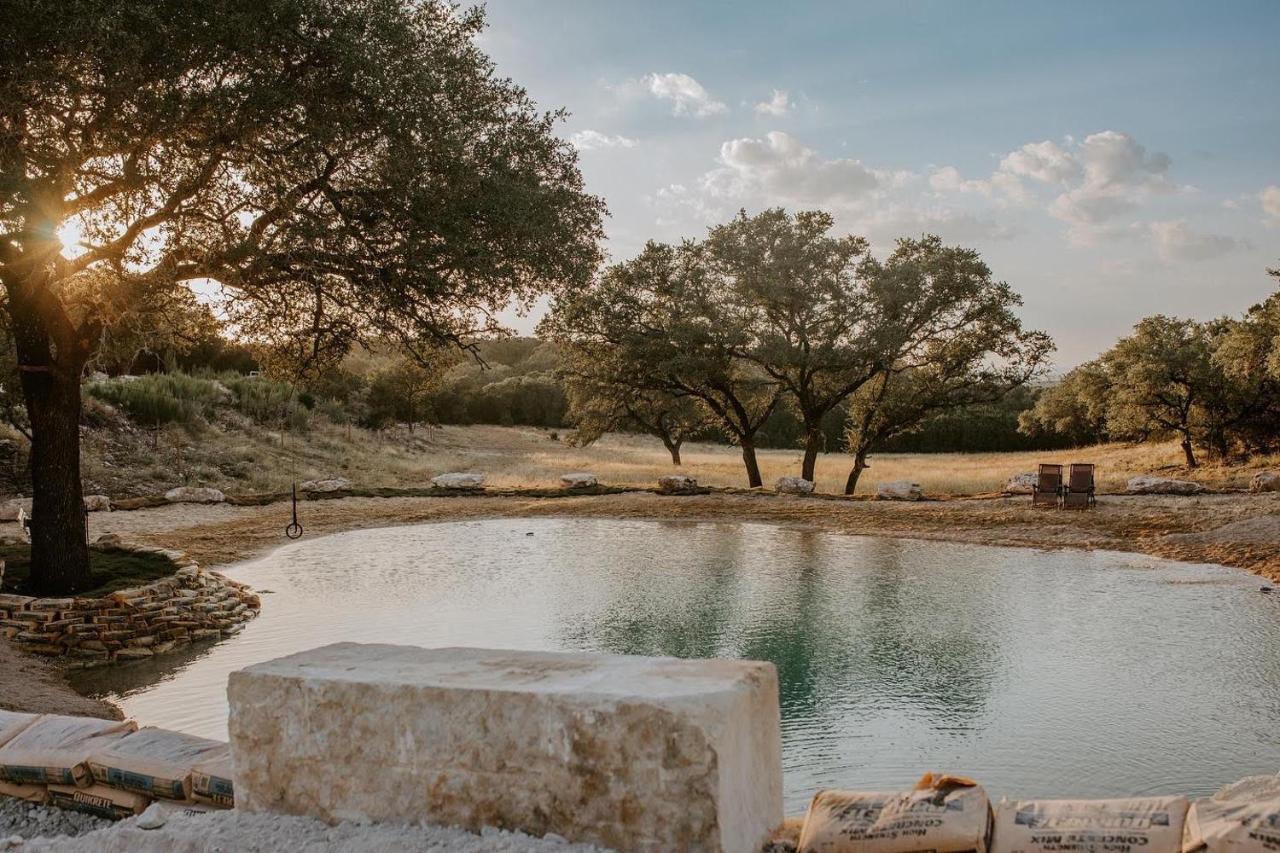 Spring Branch Hummingbird Haus - Hill Country Views On 20 Acres With Firepitヴィラ エクステリア 写真