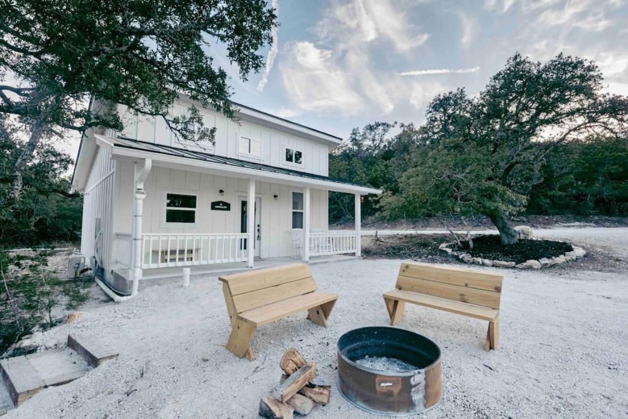 Spring Branch Hummingbird Haus - Hill Country Views On 20 Acres With Firepitヴィラ エクステリア 写真