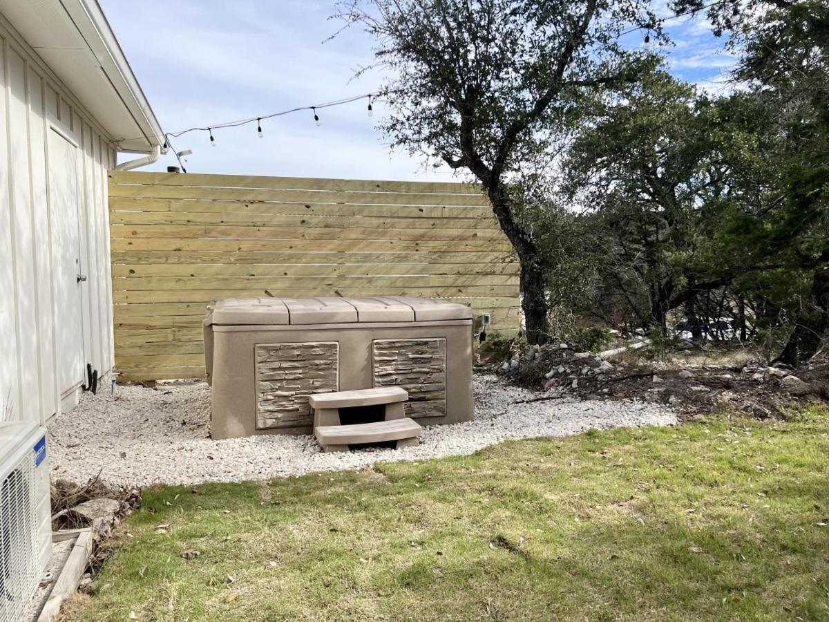 Spring Branch Hummingbird Haus - Hill Country Views On 20 Acres With Firepitヴィラ エクステリア 写真